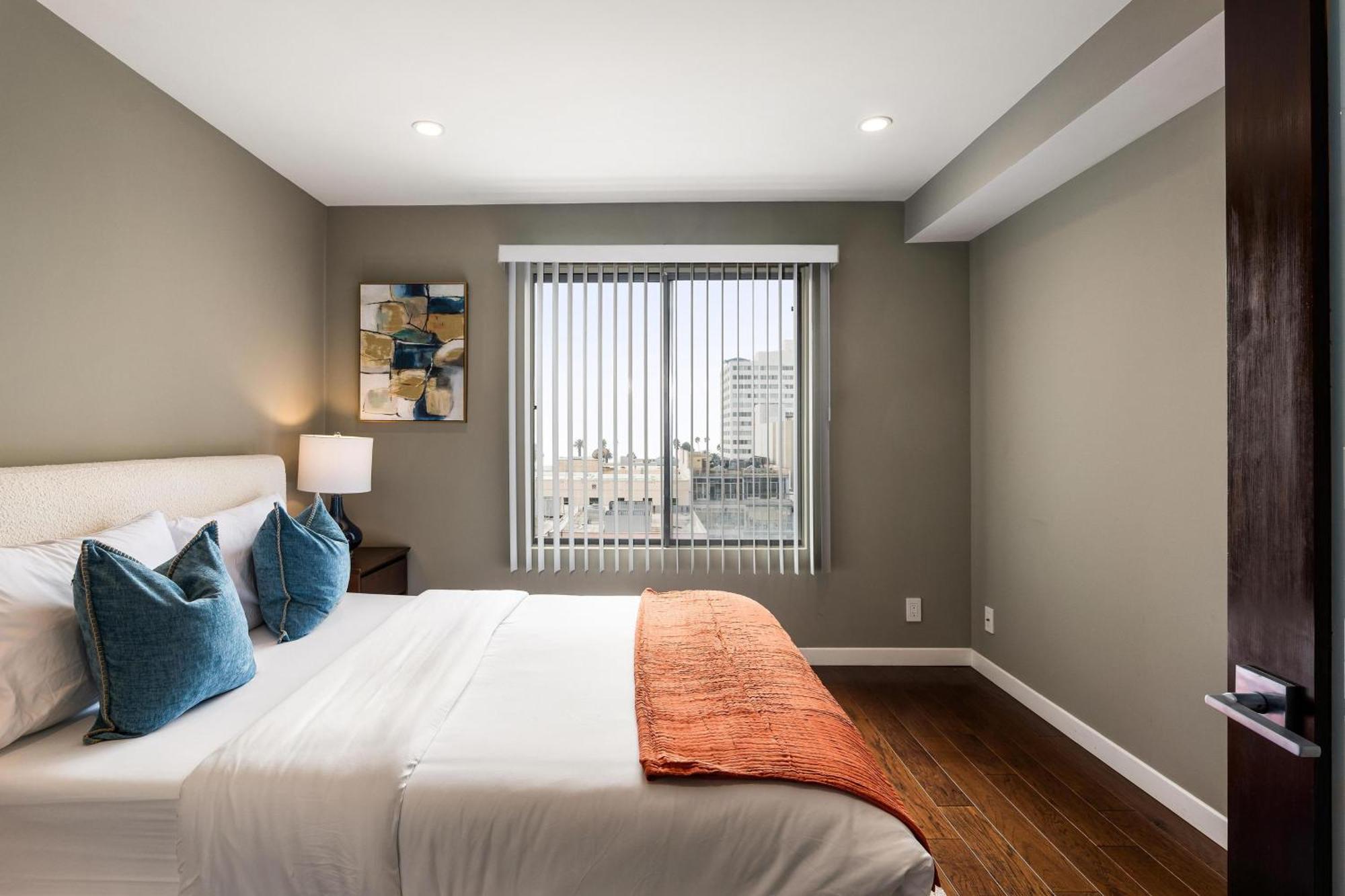 The Garnet - Full Ocean View 2br W Private Rooftop * Los Angeles